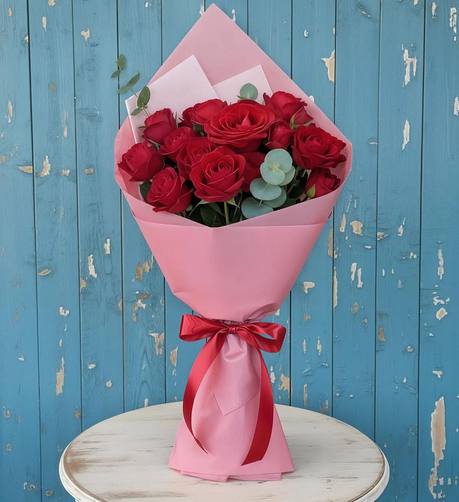 Букет цветов из: Розы в Энергетик