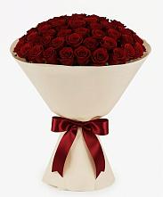 Букет 101 Бордовая роза Блэк Бакарра в Энергетик