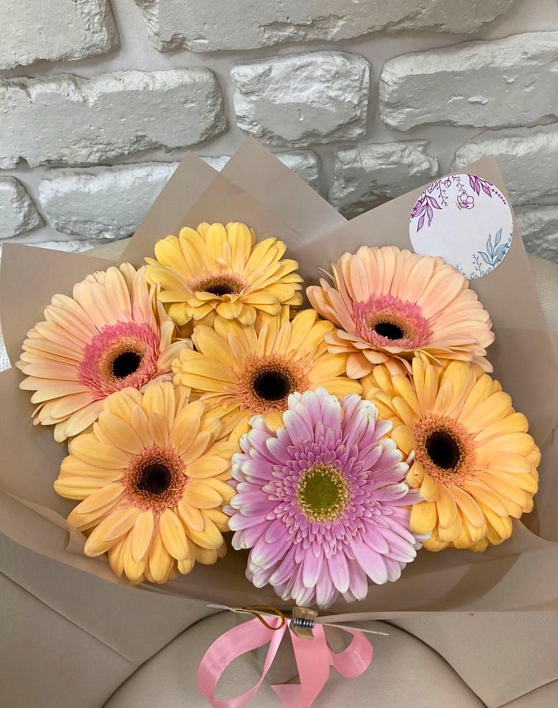 Букет цветов из: Герберы в Энергетик