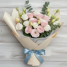 Букет цветов из:  Лизиантусы в Энергетик