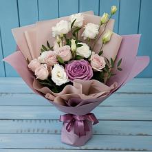 Букет цветов из:  Розы и Лизиантусы в Энергетик