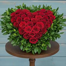 Цветочная композиция из Розы в виде сердца #REPLACE_PRED# Энергетик