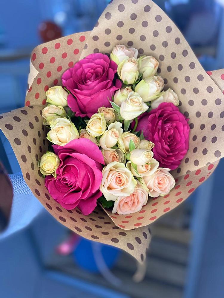 Букет цветов из: Розы в Энергетик