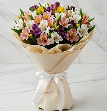 Букет цветов из:  Альстромерии в Энергетик