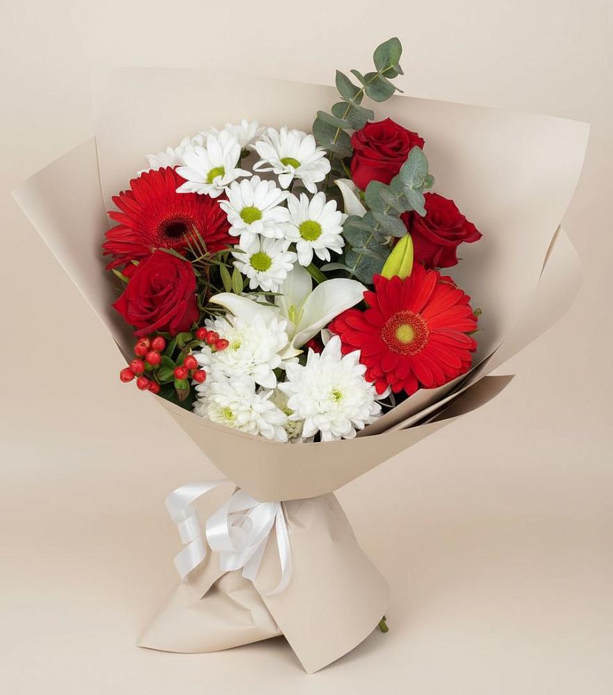 Букет цветов из: Розы, Хризантемы, Герберы и Лилии в Энергетик