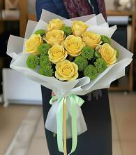 Букет цветов из:  Хризантемы и Розы в Энергетик