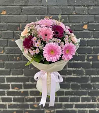 Букет цветов из:  Герберы и Хризантемы в Энергетик