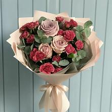Букет цветов из:  Гвоздики и Розы в Энергетик