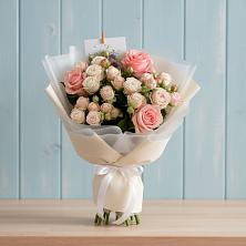 Букет цветов из:  Розы в Энергетик